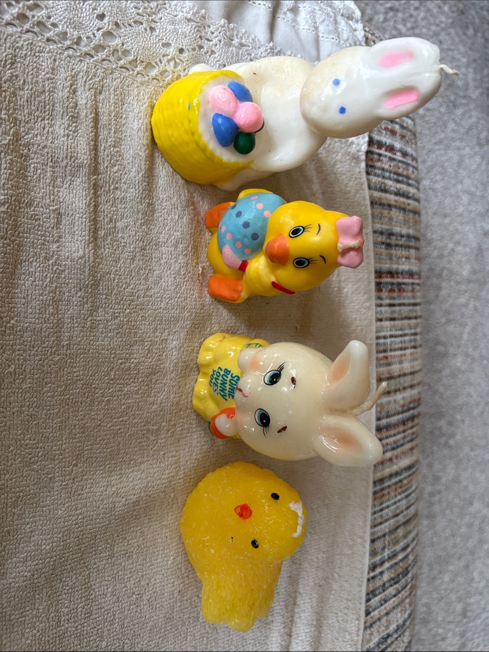 Easter Bunnies & Chicks Candles